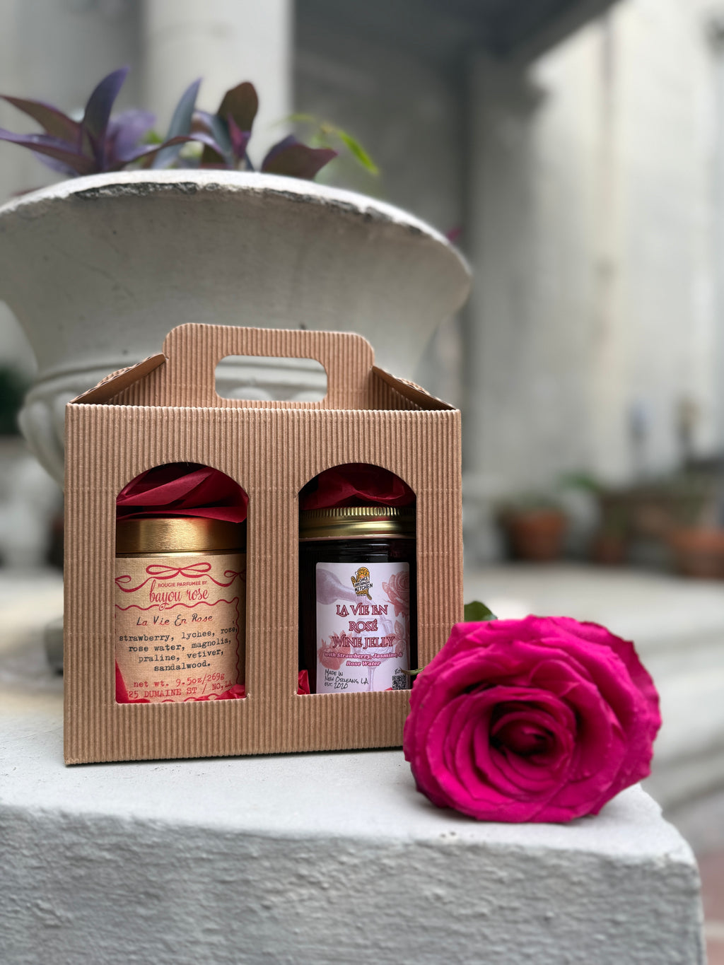 La Vie En Rose Gift Set w/ Once Around the Kitchen