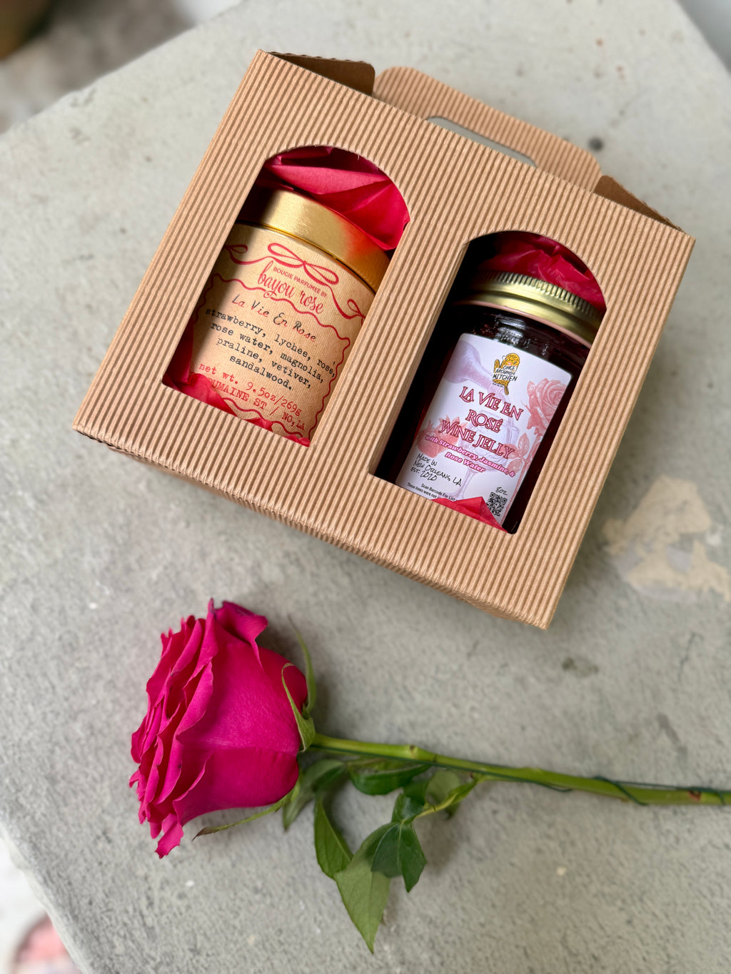 La Vie En Rose Gift Set w/ Once Around the Kitchen